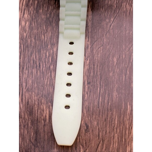 Unbranded Mint Green And Gold Women's Watch New Battery Working - Picture 2 of 8